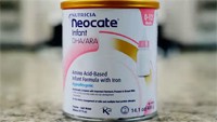 Neocate Infant DHA/ARA Mixing of the can