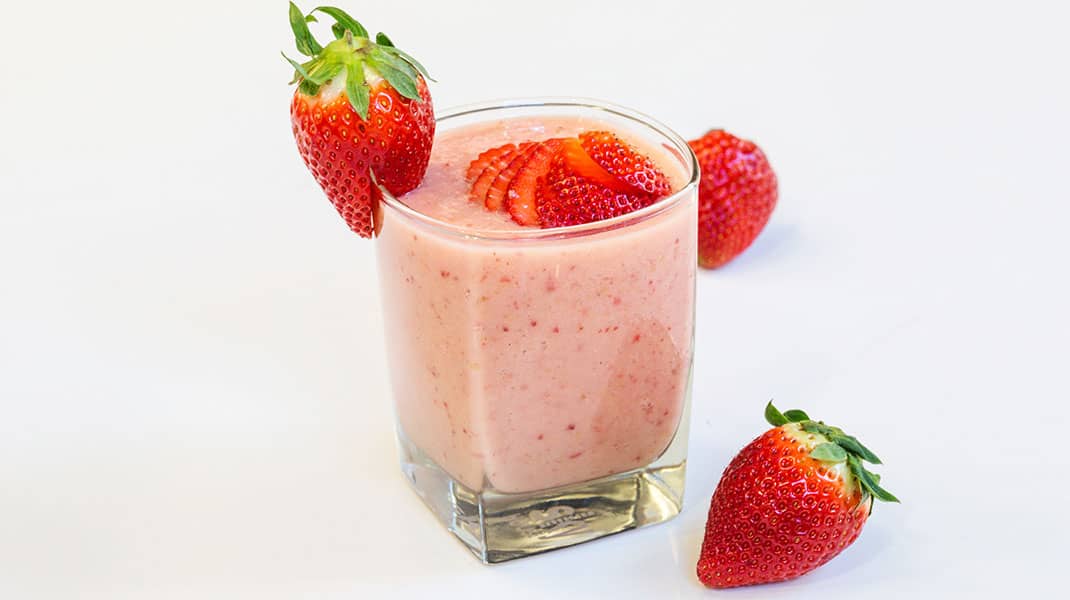 Pumped Up Peach & Strawberry Smoothie