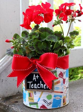 Recycling Neocate Cans: formula can teacher appreciation